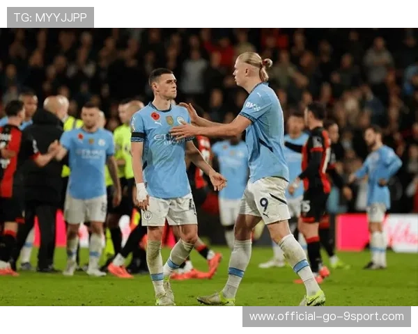 福登禁区内接球晃动，冷静施射洞穿对方球门